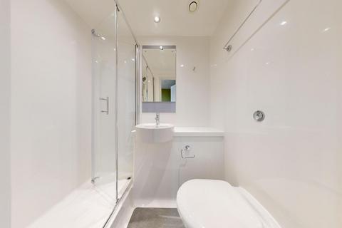 Studio to rent, Ruby Street