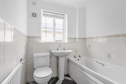 Albany Bartons Close, Balsham, Cambridge, CB21 4EA