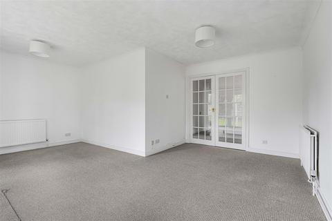 Albany Bartons Close, Balsham, Cambridge, CB21 4EA