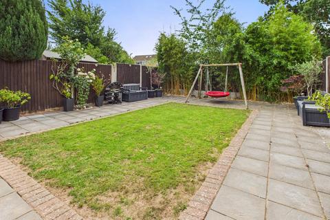 undefined, Southcroft, Slough, Berkshire, SL2