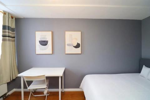 5 bedroom flat share to rent, Dartmouth Close