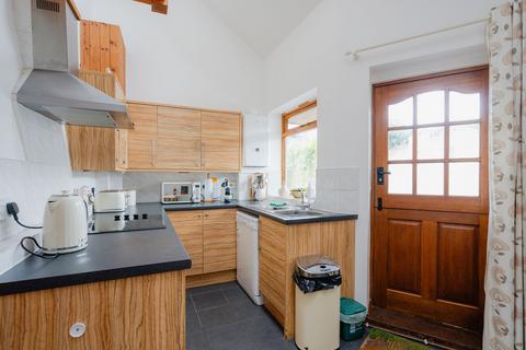 Higher Primrose Cottage Castle Street, Winkleigh, EX19 8HU