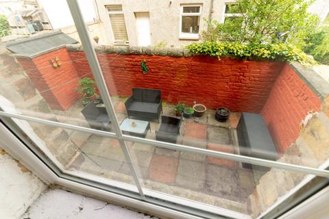 91/4 Causewayside, Edinburgh, EH9 1QG