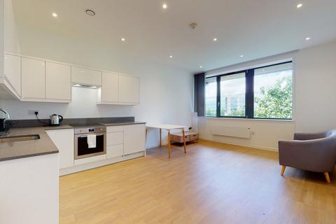 1 bedroom flat to rent, Riverbank Way