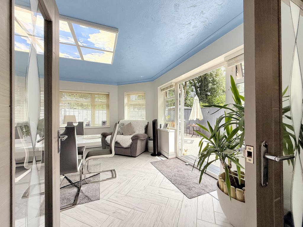 Summer Room