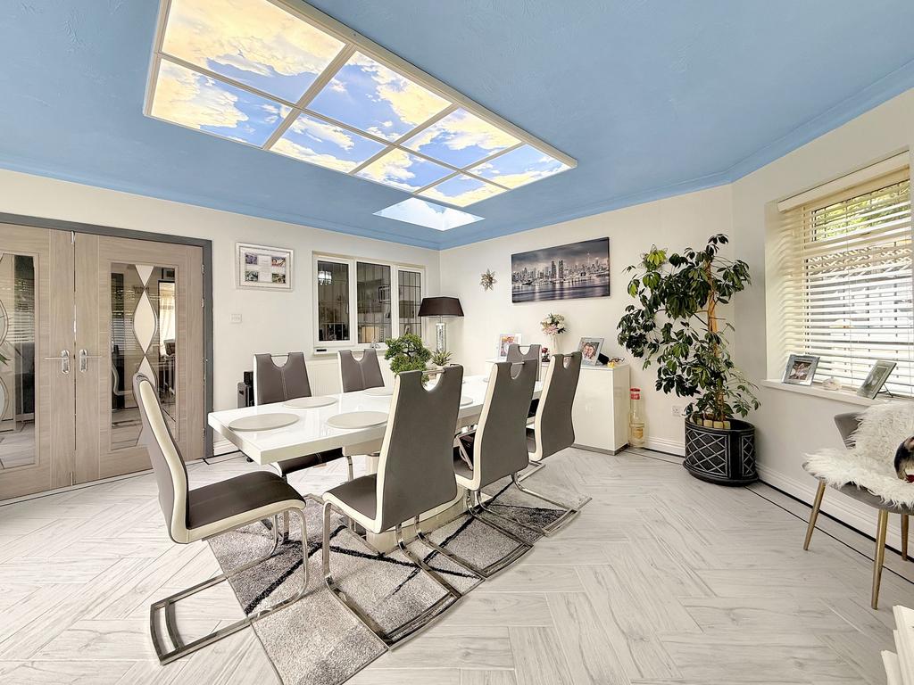 Summer Room