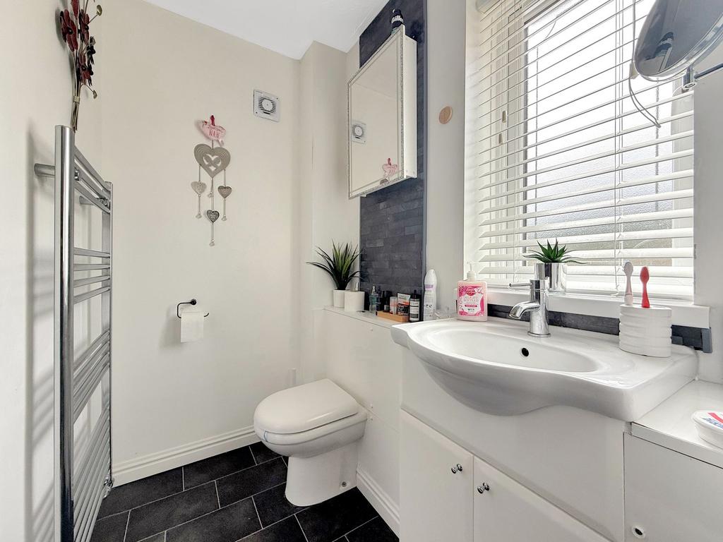 Master En-Suite