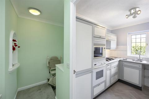 2 bedroom apartment for sale, Steyning
