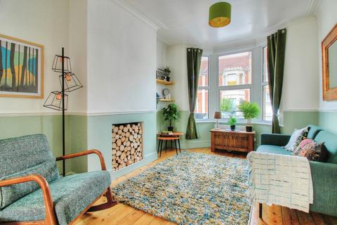 2 bedroom terraced house for sale, York Road, Bristol, BS5