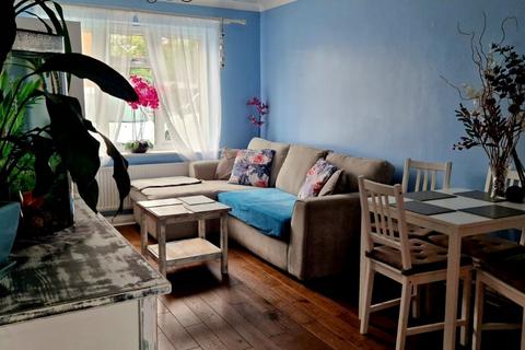 2 bedroom terraced house for sale, Hammonds Close, Dagenham, RM8