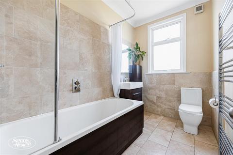 85 Camborne Avenue, London, W13 9QZ