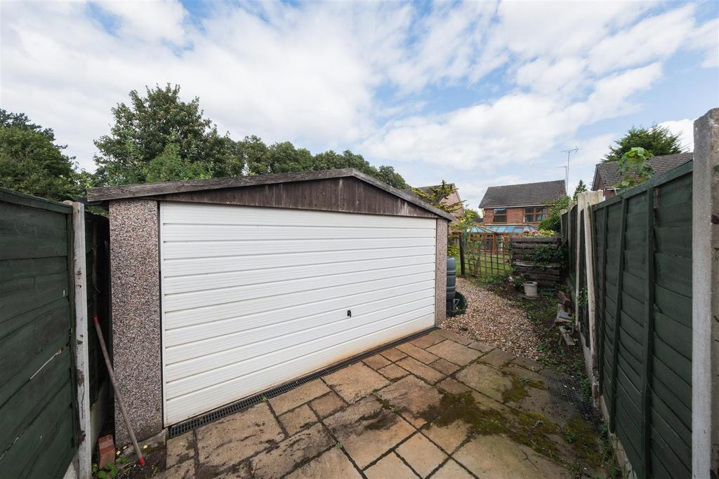 10 Meadow Close-033.jpg