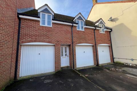 2 bedroom coach house to rent, Capella Crescent, Swindon SN25