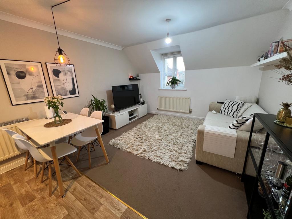 Living/dining room