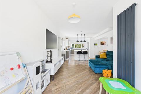 62 Beaumont Road, Purley, CR8 2EG