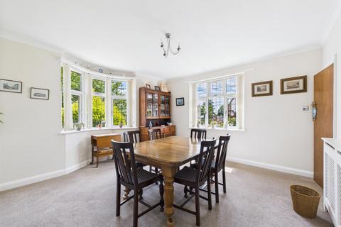 undefined, Addington Road, South Croydon CR2