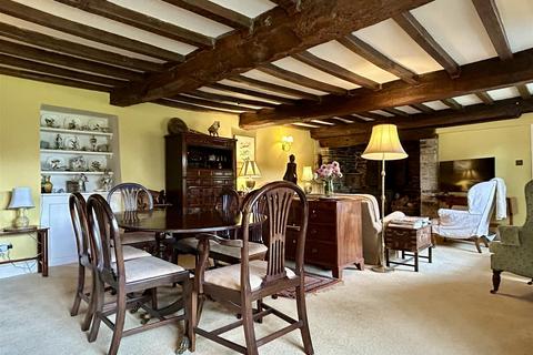 4 bedroom detached house for sale, Filleigh
