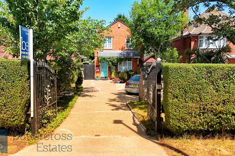 undefined, Beacon Hill Road, Newark, NG24 2JN