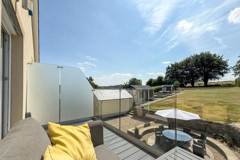 5 bedroom detached house for sale, Oldfield Road, Holmfirth HD9
