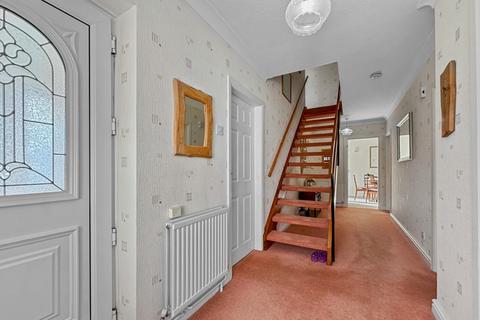 4 bedroom detached house for sale, Fernlea, Hale