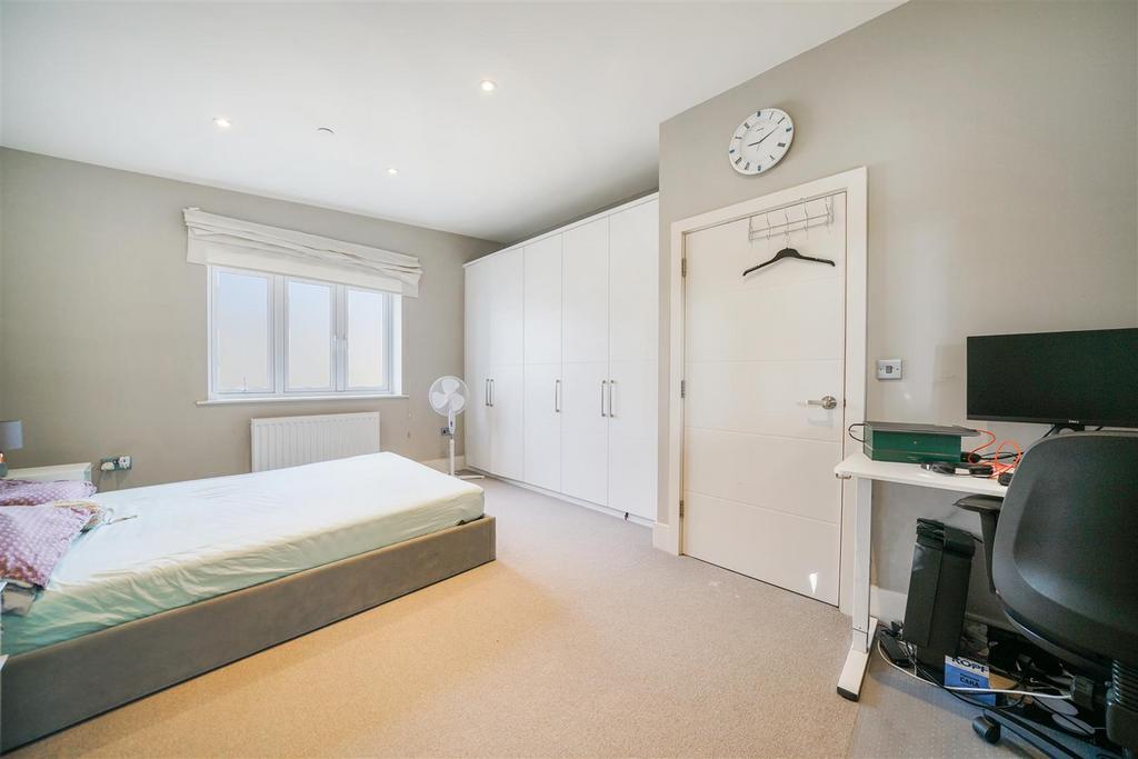 3 Court Mews - jmwob1d8f CGb8ue TUSj W.jpg