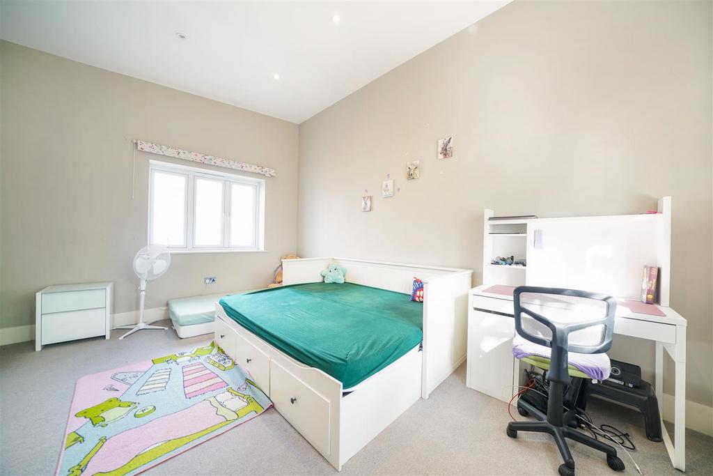 3 Court Mews - t NPXgq4 GQw Mum2 JJQ3 PP.jpg