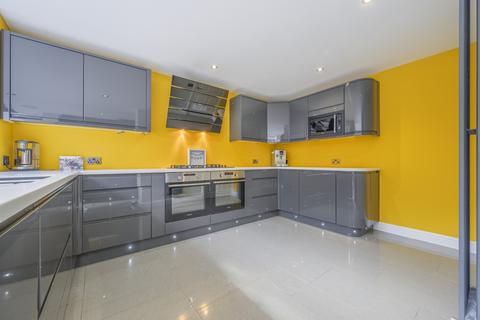 undefined, Haywain Close, Swindon SN25