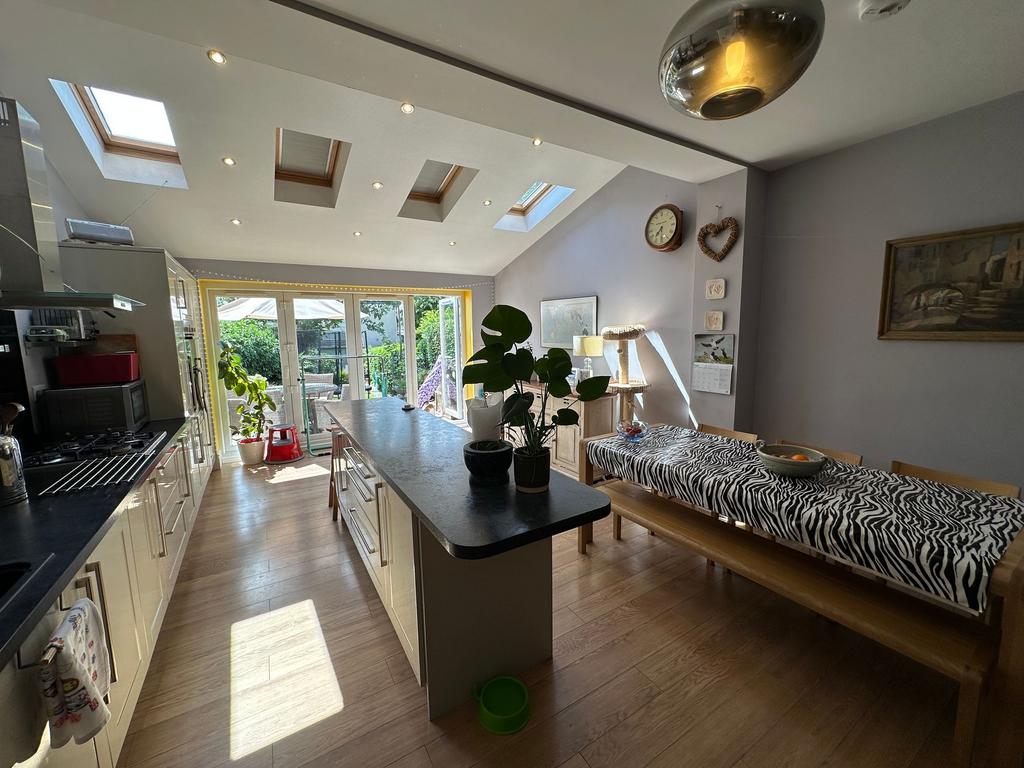 Kitchen/dining room