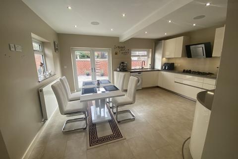 8 Reeval Close, Earby, Barnoldswick, BB18 6RR