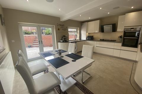 8 Reeval Close, Earby, Barnoldswick, BB18 6RR