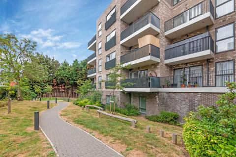 1 bedroom flat for sale, Hermitage Lane, NW2