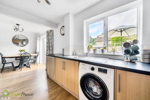 3 Bordon Close, Tadley, RG26 4AJ