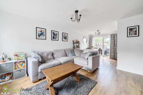 3 Bordon Close, Tadley, RG26 4AJ