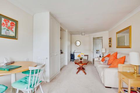 1 bedroom apartment for sale, Bishops Court (Wembley), Wembley HA0