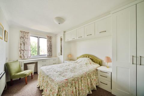 undefined, Manor Court Lodge, South Woodford E18