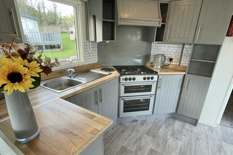 2 bedroom static caravan for sale, Willerby Richmond Amroth Castle Coastal Park, Narberth SA67