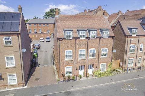 3 bedroom semi-detached house for sale, Larch Close, Nuneaton CV10