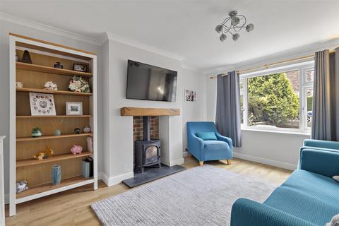 9 Lisker Drive, Otley, LS21 1DQ