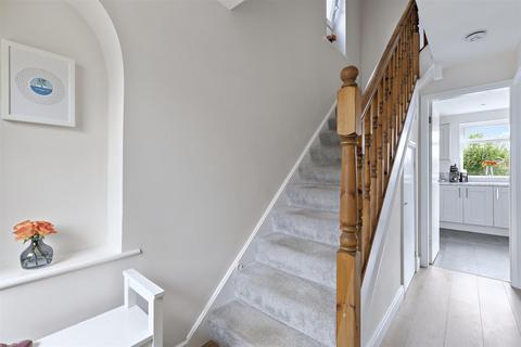 9 Lisker Drive, Otley, LS21 1DQ