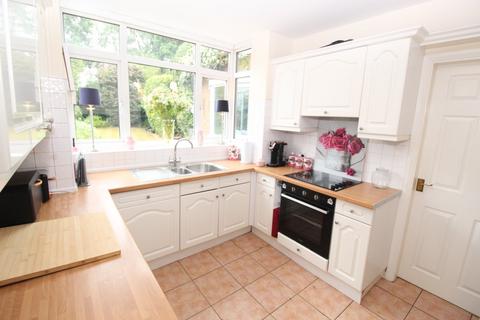 19 Calthorpe Close, Walsall, WS5 3LT