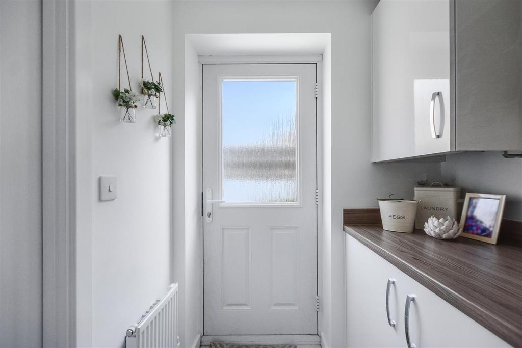 Utility Room 1.jpeg