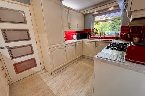 12 Cricket Close, Walsall, WS5 3PU