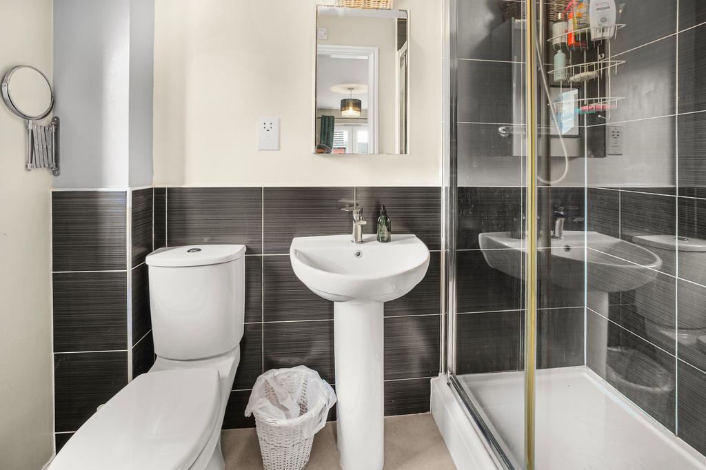 Ensuite