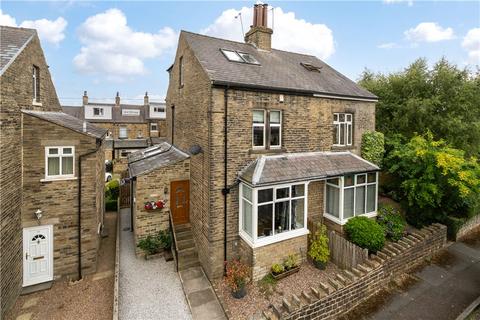 3 bedroom semi-detached house for sale, Bank Crest, Baildon, West Yorkshire, BD17