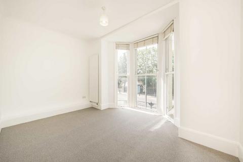 2 bedroom flat for sale, Peckham Rye, London SE15