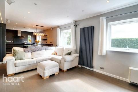 2 bedroom apartment for sale, Main Road, Biggin Hill