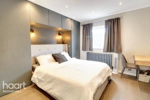 2 bedroom apartment for sale, Main Road, Biggin Hill