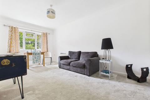 1 bedroom retirement property for sale, Freshbrook Court, Freshbrook Road, BN15 8DT