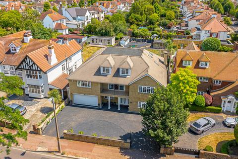 undefined, Southend-on-sea SS1