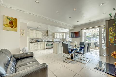 undefined, Southend-on-sea SS1